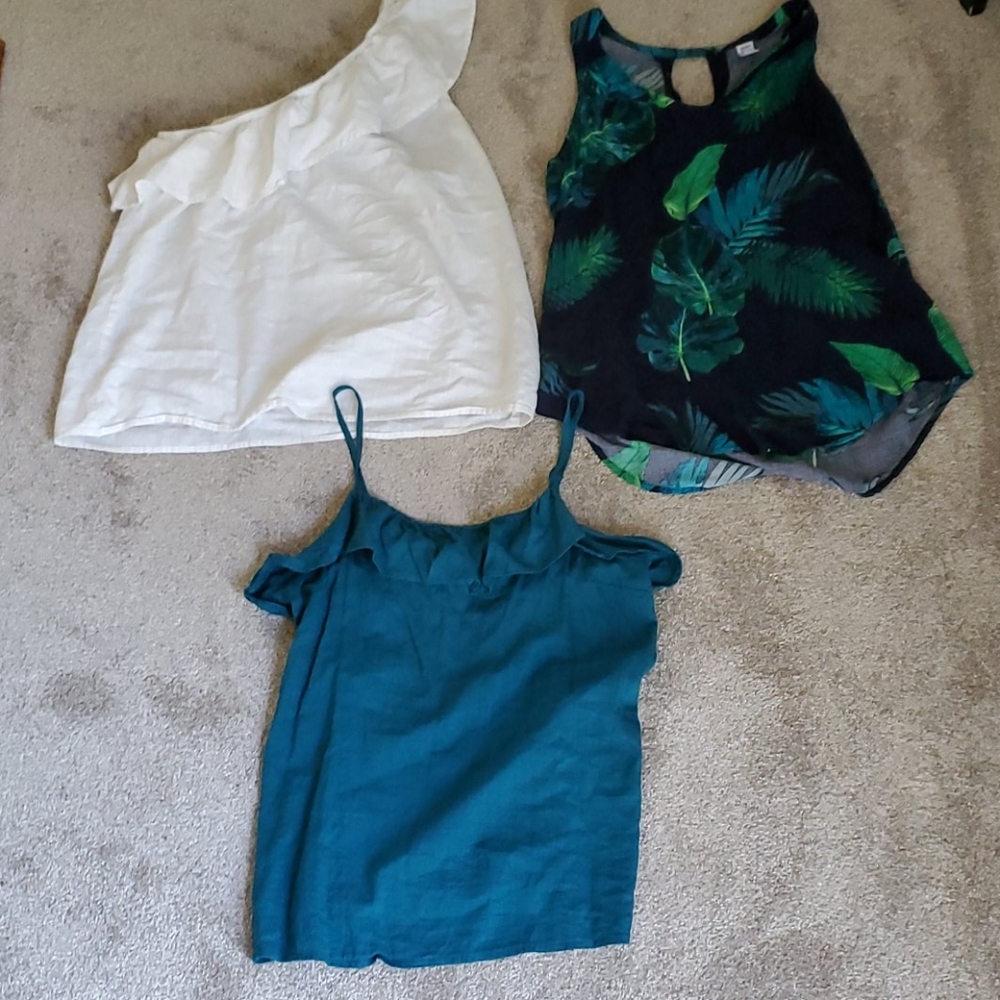 Old navy linen tank top bundle